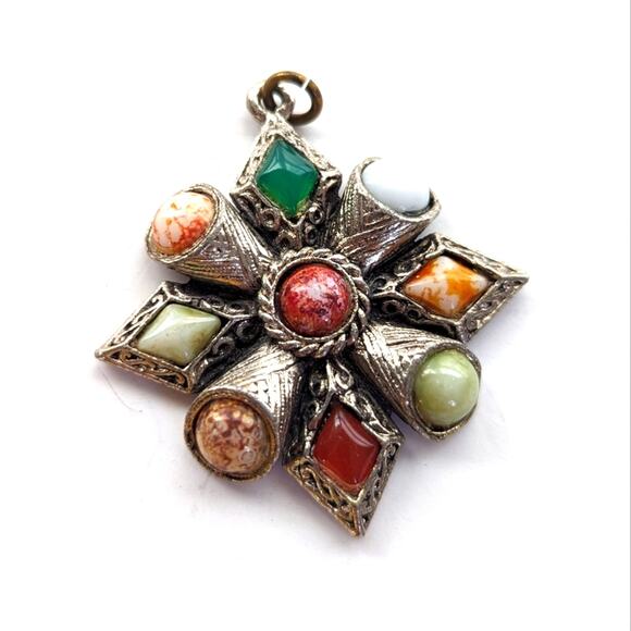 Vintage Miracle Scottish Irish Celtic Cross Badge Faux Stone Ornate Pendant - Picture 1 of 3